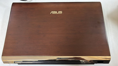 ASUS  Bamboo 15,6 Zoll , U53J,Core i5 ,8 GB;512 GB SSD,DVD Blu-ray
