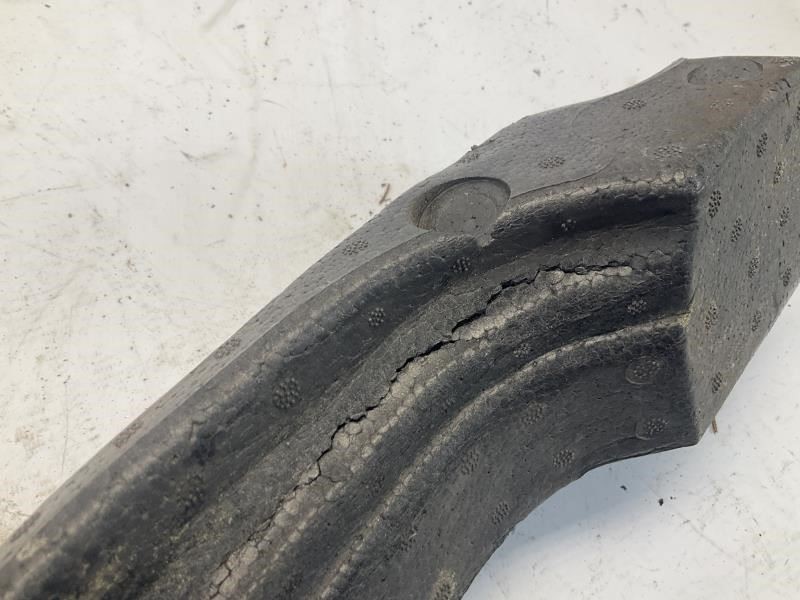 14-17 Maserati Ghibli S Q4 3.0L AWD AT Front Bumper Energy Foam Absorber B