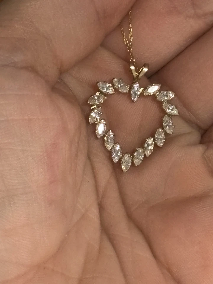 Collar de diamantes vintage 1947. Oro amarillo de 10k con 10 diamantes Foto 4 de 4