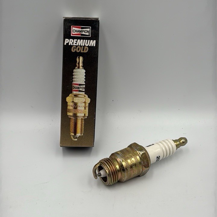 CHAMPION 79 copper plus spark plug engine ignition replacement 1 pc NEW