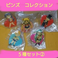 Sailor Moon Pins Set 5 Unopened Retro Collectible Badges 14+