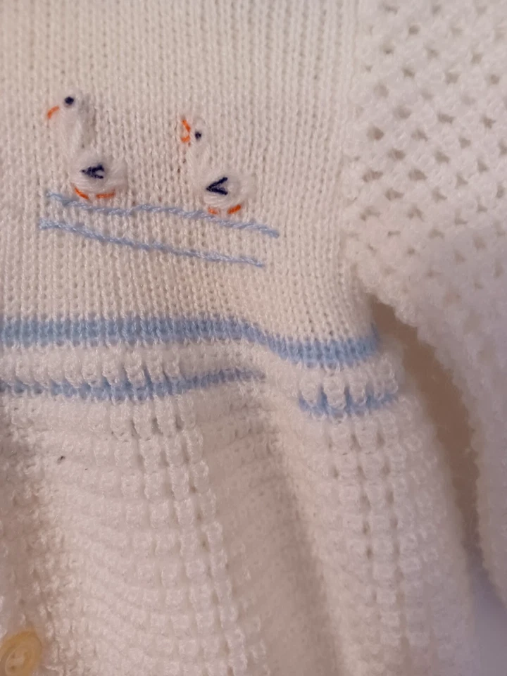 Saco de dormir RN PORTUGAL 0-6M bebé niño. Tejido blanco/azul, bordado, capucha costaba $52 Foto 4 de 4