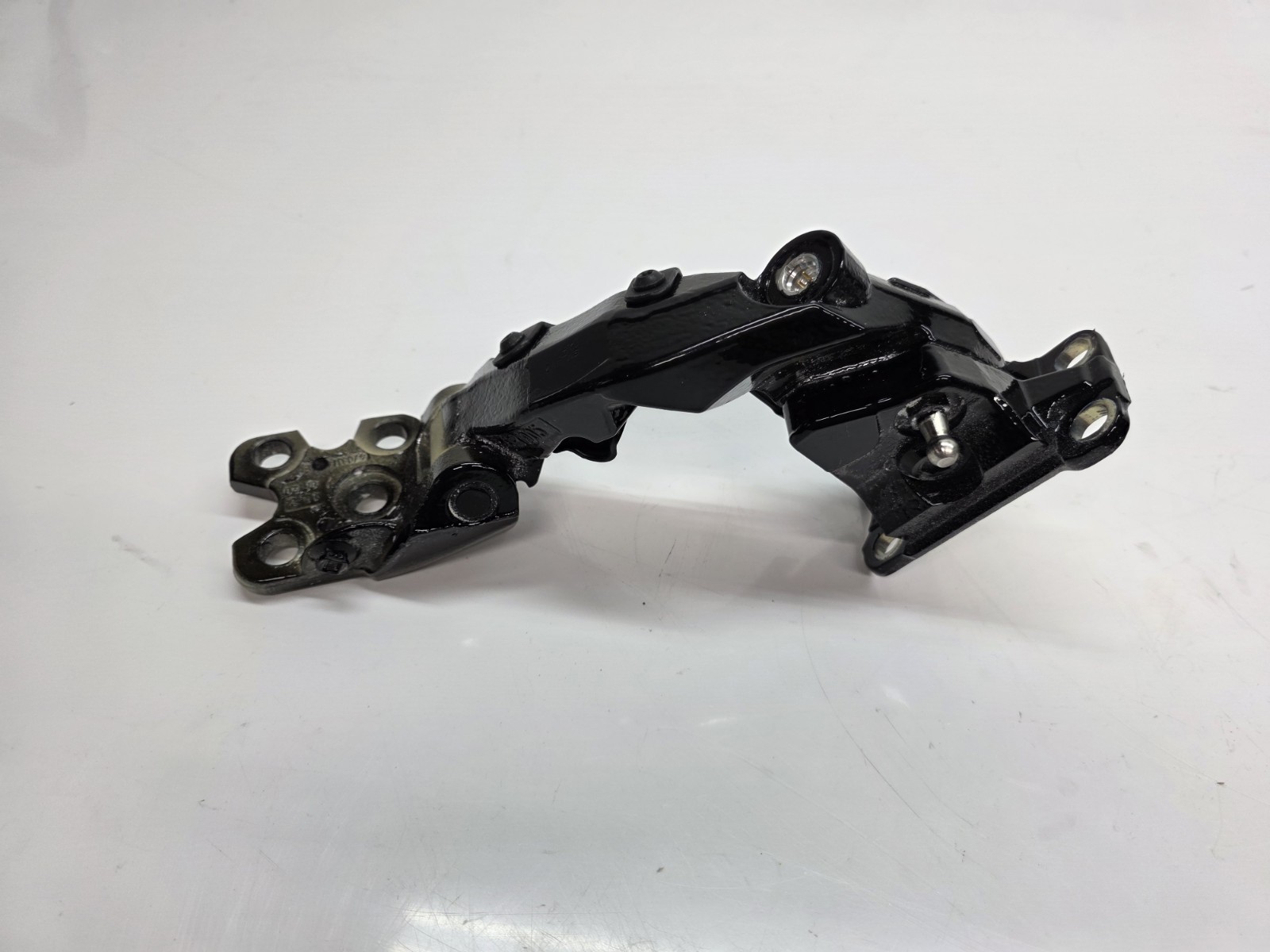 LAMBORGHINI AVENTADOR LP740 LP770 PASSENGER RIGHT SIDE DOOR HINGE OEM 470831412G