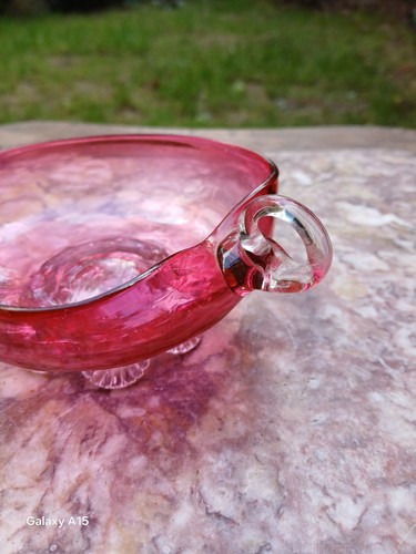 VICTORIAN CRANBERRY GLASS HEART SHAPED CREAM BOWL - Picture 8 of 11