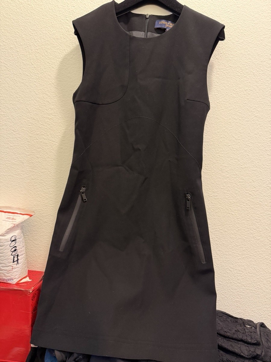 LOUIS VUITTON LV STAGE LV STORE SIGNATURE CLASSIC ELEGANT WORK PARTY BLACK DRESS