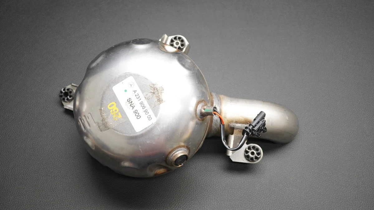 GENUINE MERCEDES BENZ SL R231 EXHAUST SOUND GENERATOR SUBWOOFER  