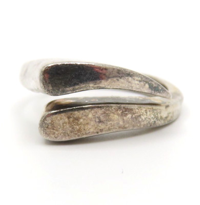 Eleganter 925 Sterlingsilber Ring AVON Modernist asymmetrische Form Luxury