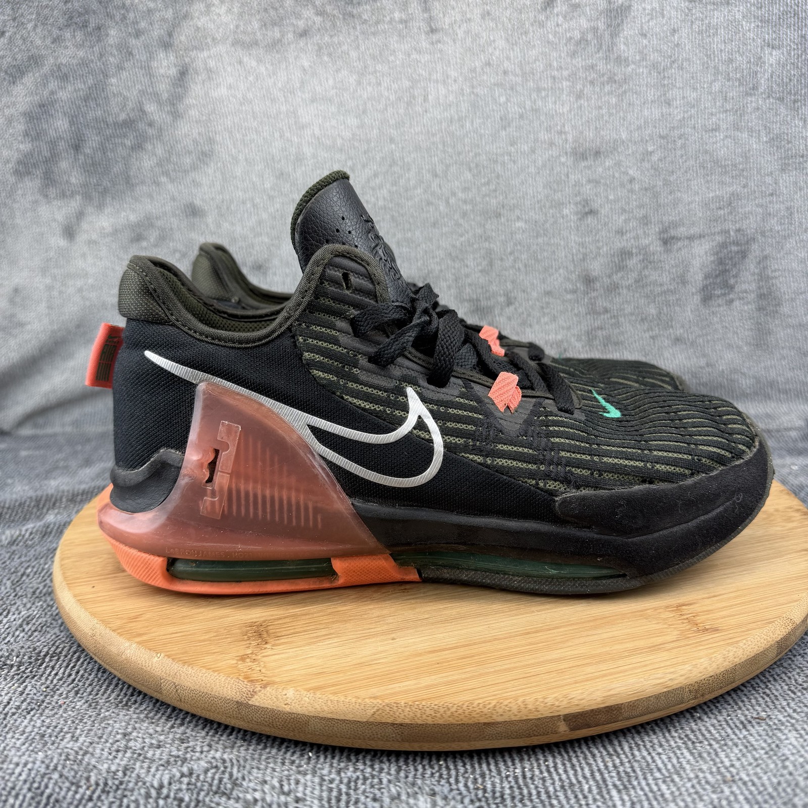 Boys Size 6.5y Black Green Multi Basketball Dd0423-001