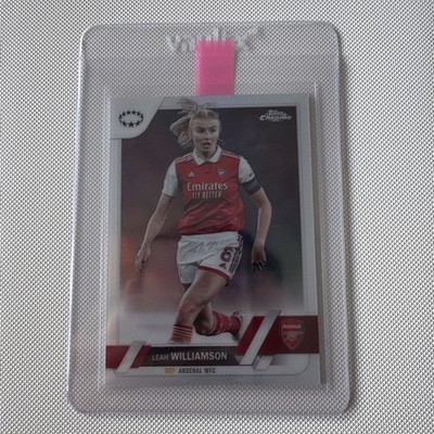 Leah Williamson - Topps Chrome UWCL 2022/23 - Arsenal #6 Refractor 