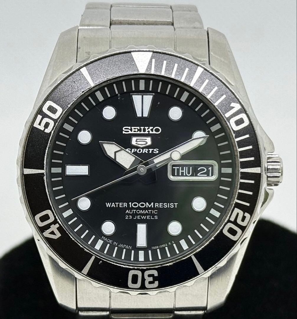 セイコー5 sports SNZF17J1 Seiko 5 Sports SNZF17J1 Made In Japan Version | Black Dial Watch