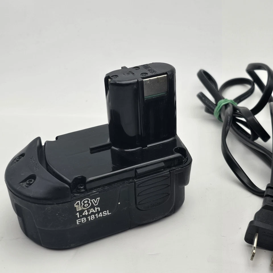 Cargador de batería Hitachi UC18YG Ni-Cd 7,2 V - 18 V y batería EB 1214S Foto 4 de 4