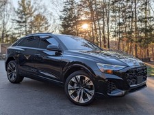 2024 Audi Q8 PREMIUM