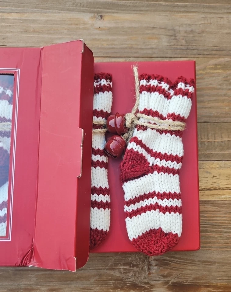 Pottery Barn Holiday - SOPORTE MEDIAS PLANAS - JUEGO DE 4 RAYAS ROJAS/BLANCAS - NUEVO EN CAJA Foto 4 de 4