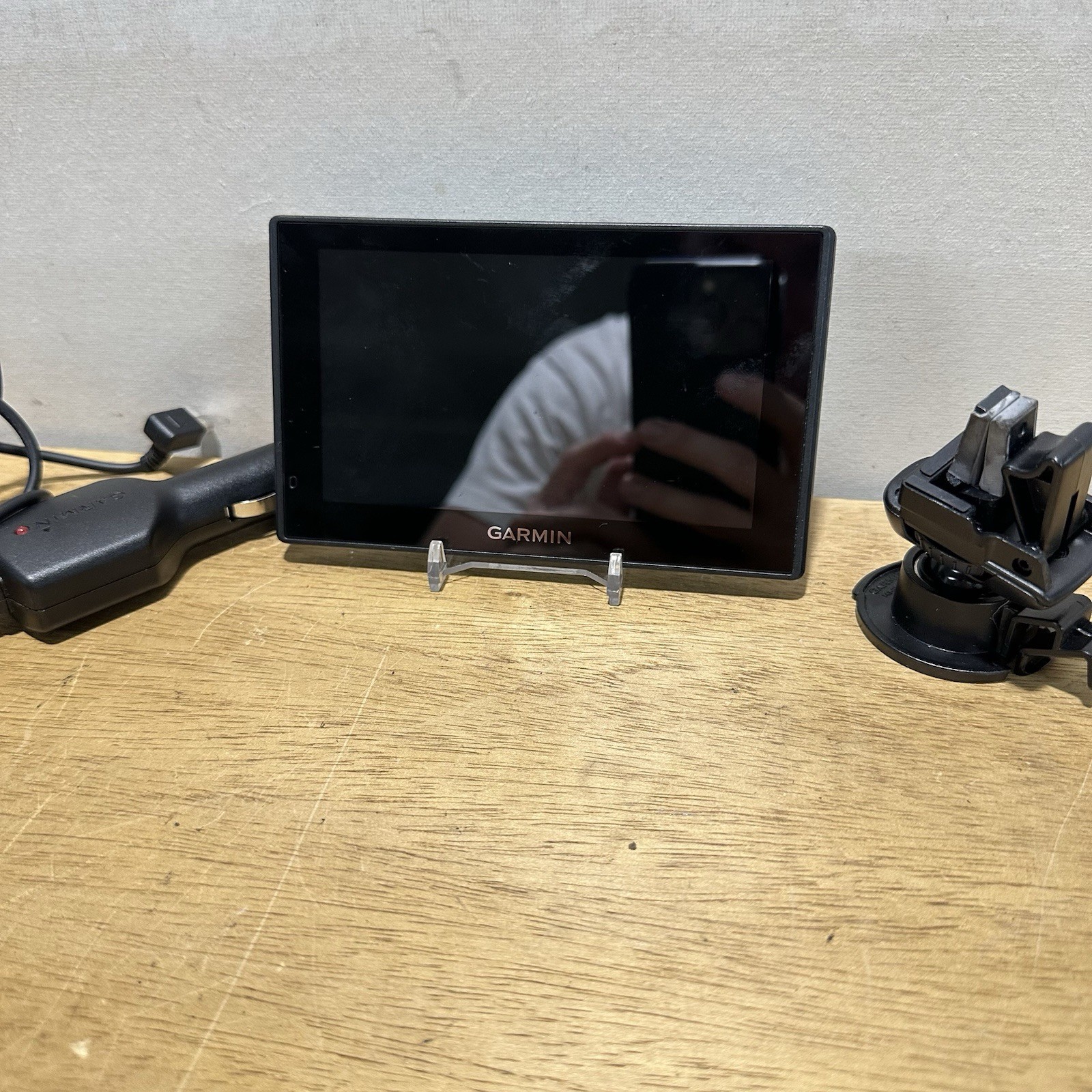 Garmin DriveSmart 51 LMT-S 5-Inch GPS Navigator with Lifetime Maps and Traffic Alerts-image