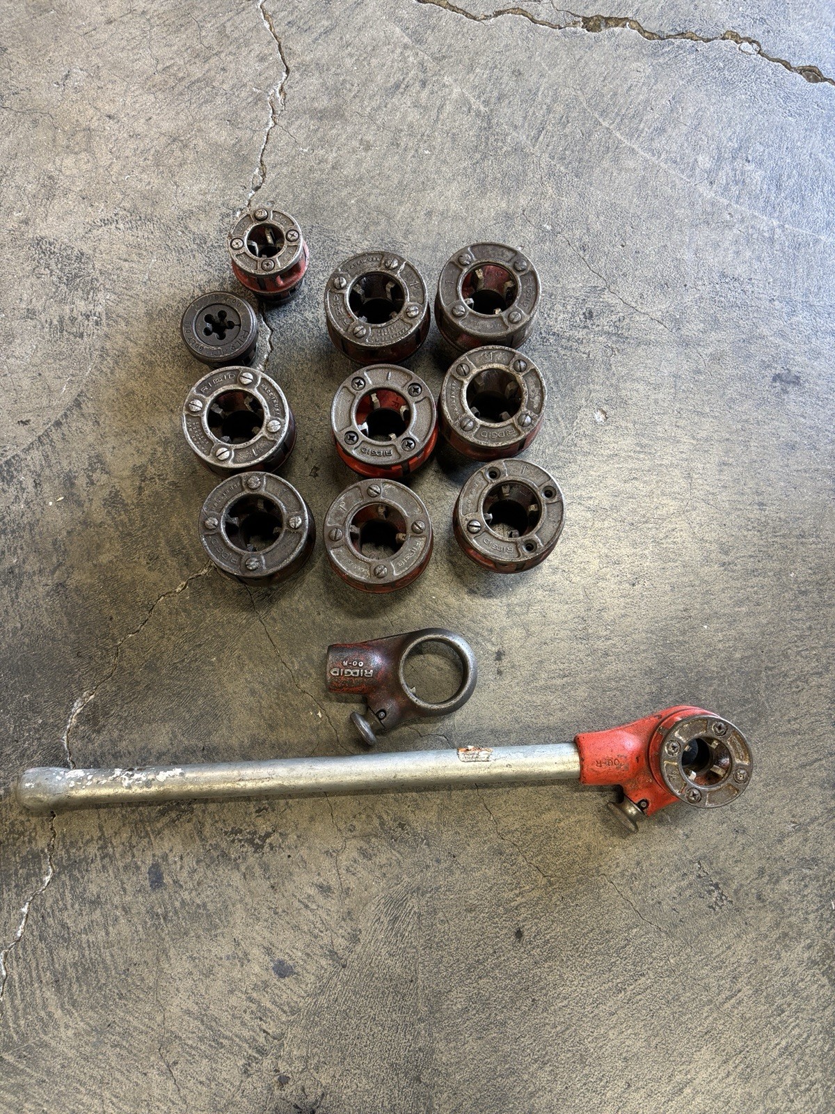 Mixed Lot of Ridgid Manual Ratcheting Pipe Threader No.00-R 
