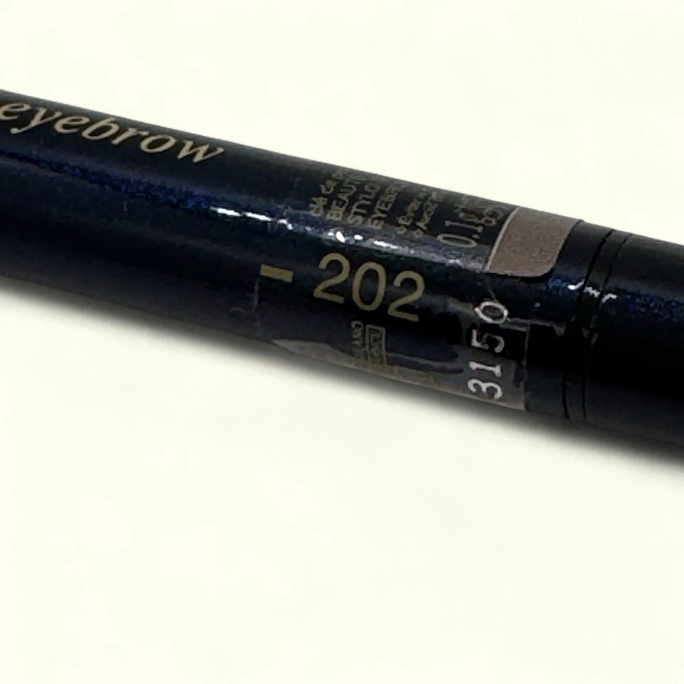 Lápiz de cejas cle de peau beaute sombra 202 nuevo sin caja Foto 2 de 2