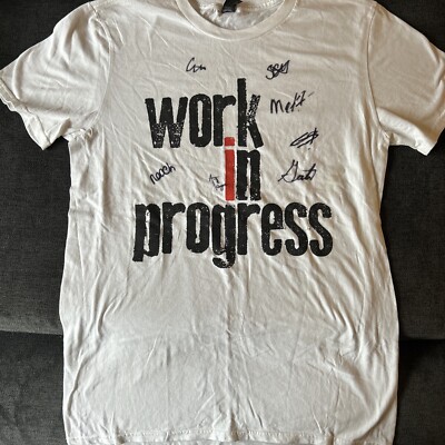 W!P Work In Progress The Band Autographed Graphic Tee T-Shirt Mens Medium