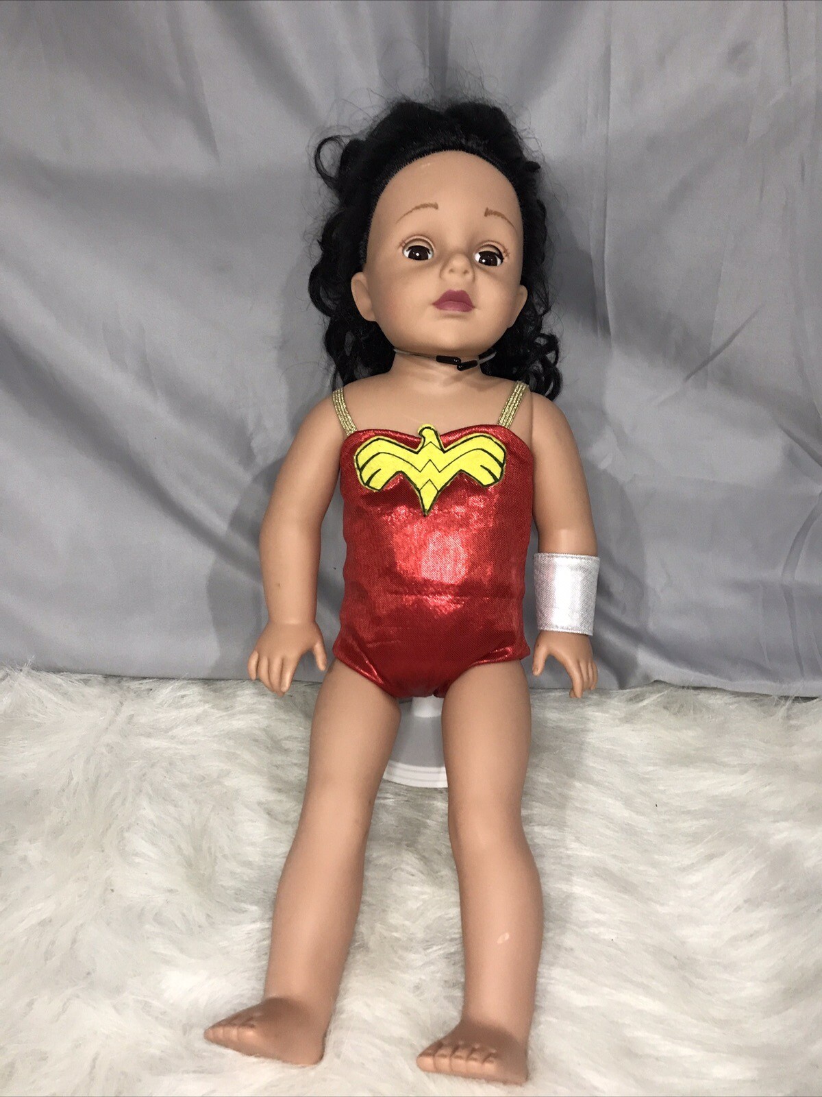 Madame Alexander Wonder Woman Doll DC Comics Collectible Series VGUC. 52