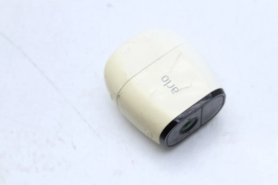 NETGEAR ARLO PRO VMC4030 WIRELESS CAMERA W/O BATTERY E4418 - Image 4 of 4