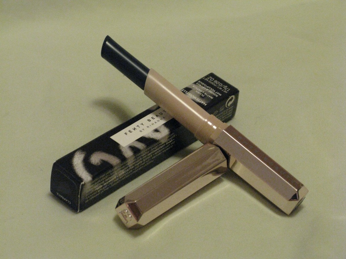 Fenty Beauty by Rihanna Mattemoiselle Lipstick 'Clapback' Navy Blue NIB