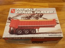 AMT ERTL Tri-Axle Gravel Trailer 1:25 Scale Model Kit - 8628 - Unassembled