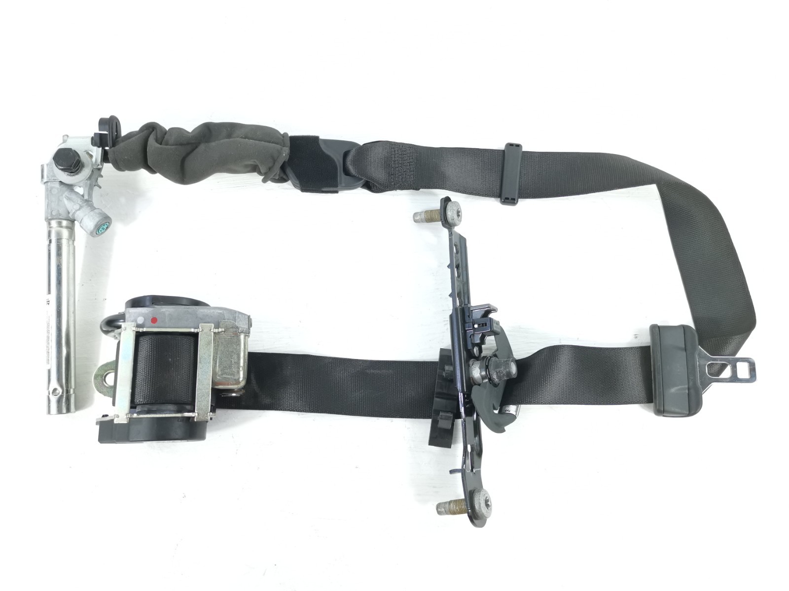 Maserati Levante 2017 AWD 3.0 Front Right Seat Belt Retractor 634208200 OEM