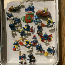 The Smurfs Plastic Figurine Lot Brainy Smurf Smurfette Papa Smurf Multicolor