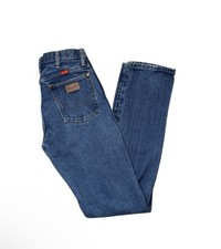 Wrangler VINTAGE jeans in a mid-wash blue denim, beautiful vintage condition