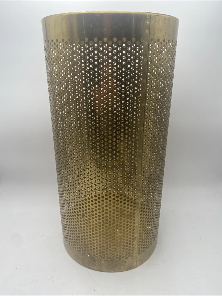 Cesta de residuos de latón FrontGate aprox 20” x 10” MCM de colección hecha en Italia Foto 3 de 4