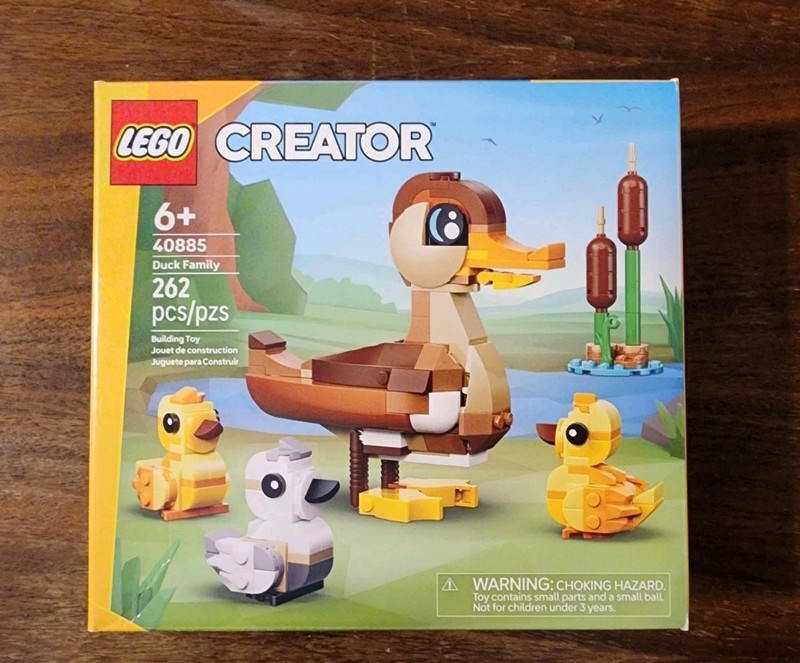 LEGO Creator Duck Family Gift With Purchase GWP Set 40885. New Sealed 262 Pieces