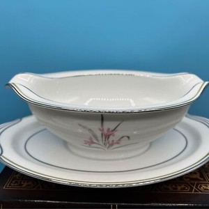 Gravy Boat attached underplate NORITAKE #5422