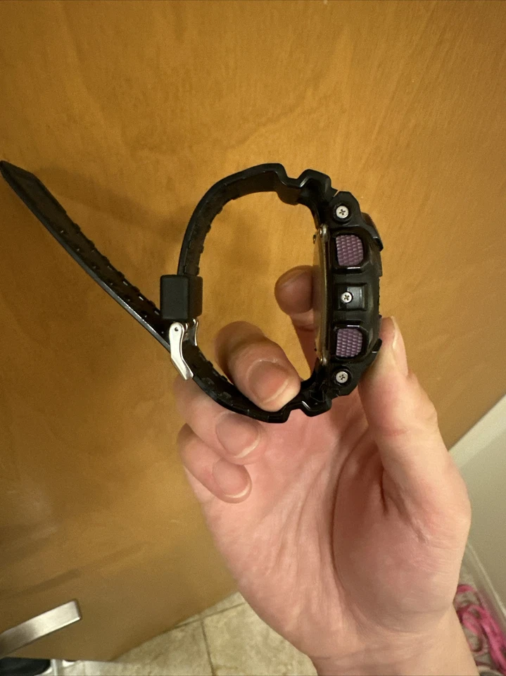 Casio G-shock GA-110HC-1A Púrpura y Negro Hombre Talla Grande Foto 2 de 4