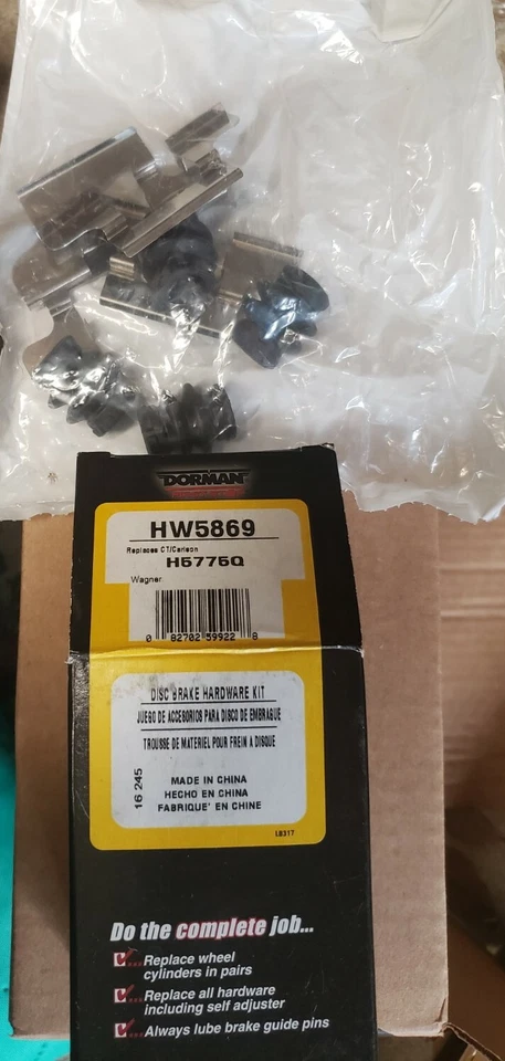 Kit de ferragens de freio a disco traseiro Dorman HW5869 serve para 05-14 Ford Mustang - Imagem 2 de 2