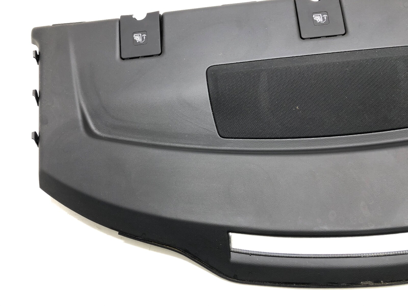 2014-2017 MASERATI GHIBLI REAR PARCEL SHELF TRIM PANEL W/ 3RD BRAKE LIGHT OEM.