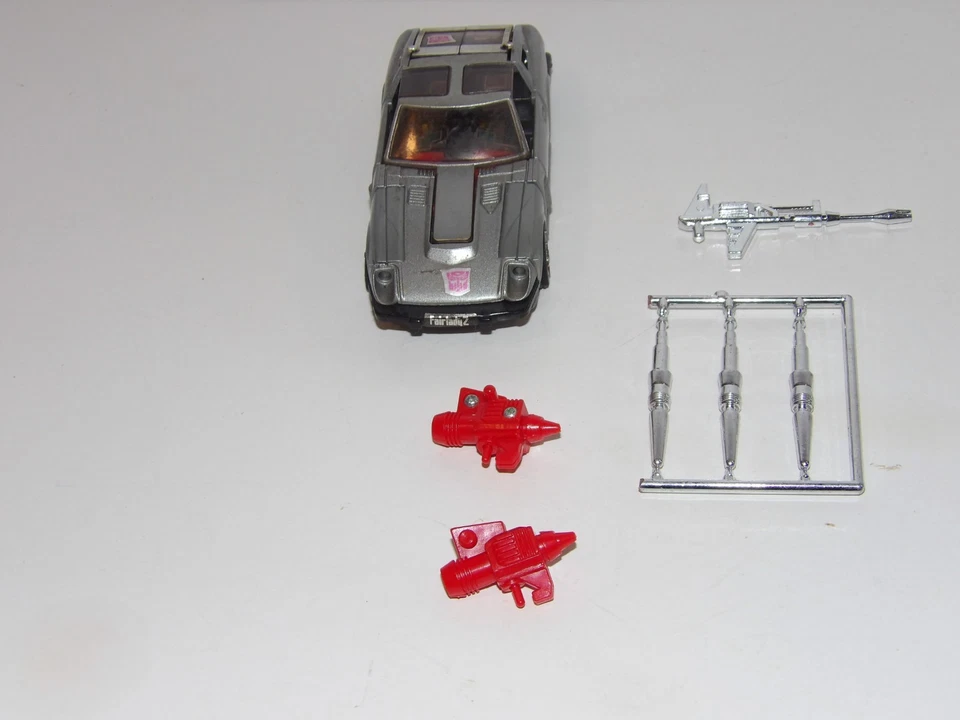 TRANSFORMERS G1 BLUESTREAK PRE-RUB COMPLETE UNBROKEN VINTAGE ORIGINAL - Image 2 of 4