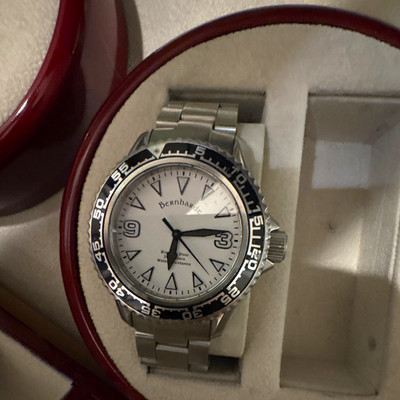 Bernhardt Binnacle Diver Quartz 100m White Dial Black Bezel Steel Bracelet