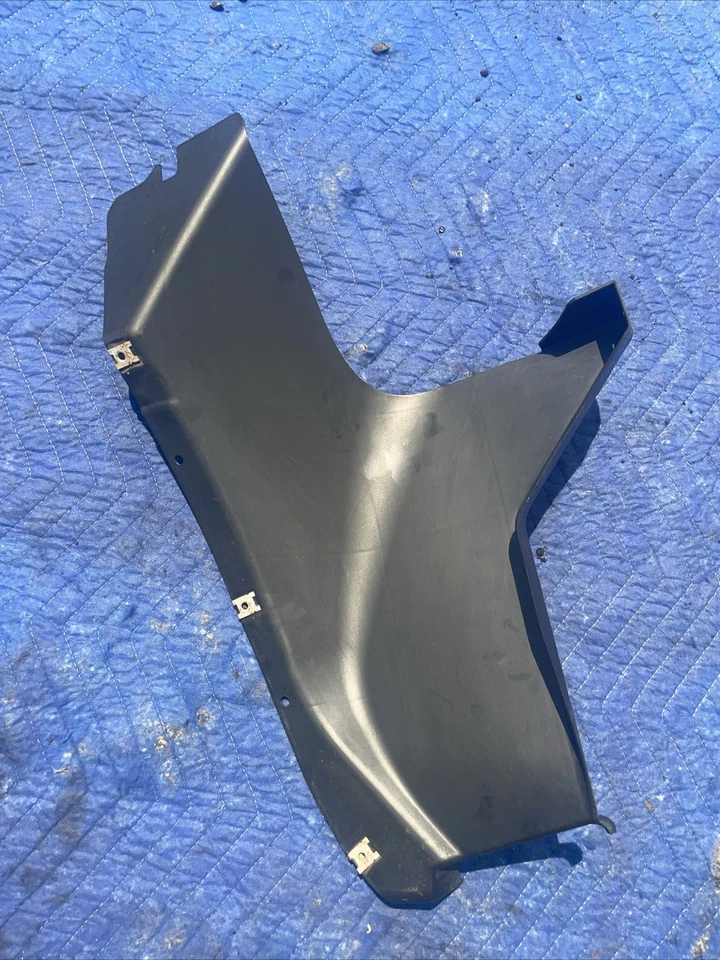 09-22 道奇 RAM 1500 2500 3500 后置发动机 SPLASH SHIELD 右拖把 55277444AD — 第 4/4 张图片