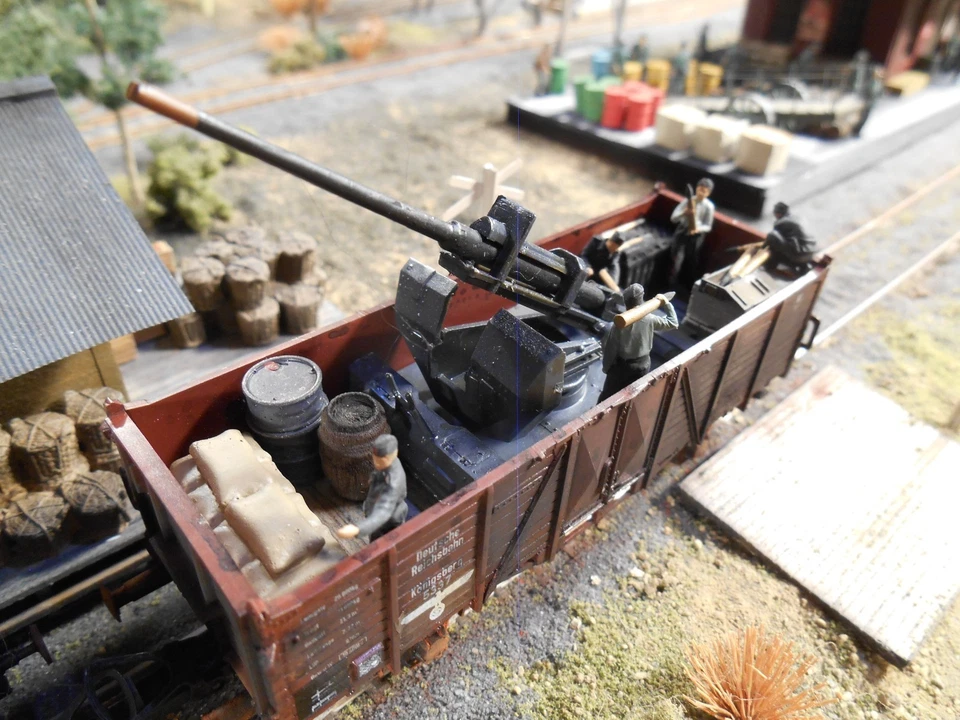 HO Roco Minitank 6th Panzer Army Artillery Car A2256 Custom Hand Painted - Image 2 of 3