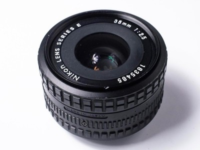 Nikon Series E 35mm 2,5 Nikon F