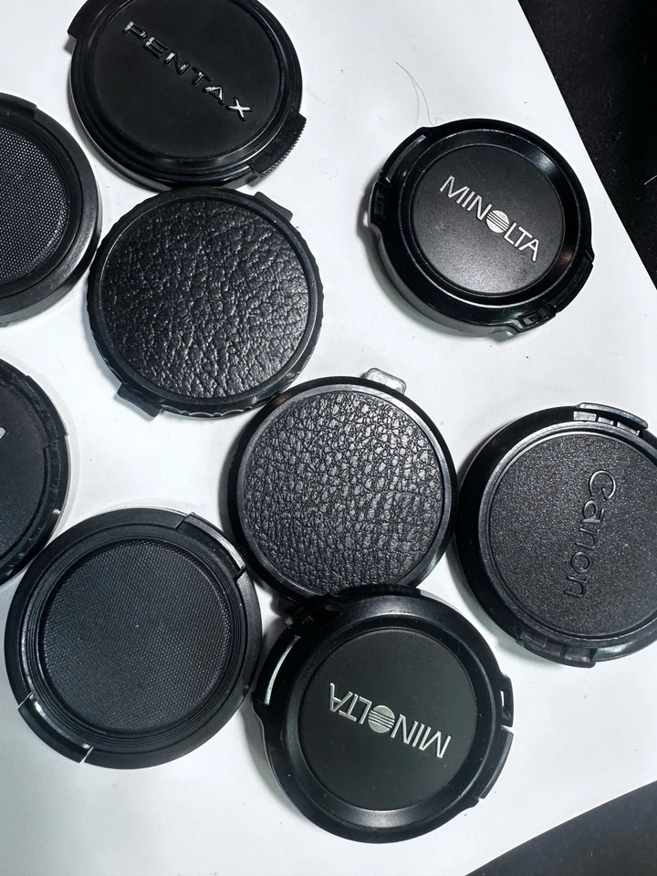 Tapa de lente frontal a presión surtida de 49 mm Foto 3 de 4