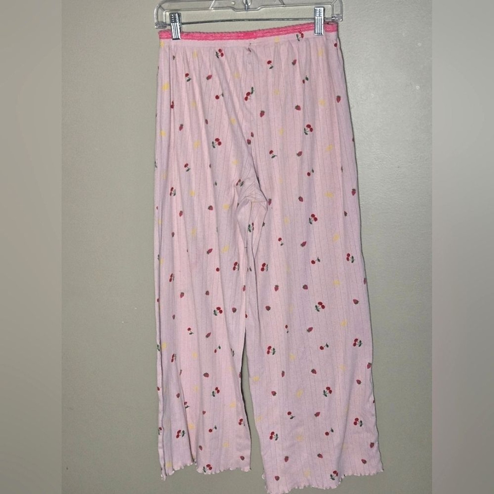 Messy Bun Just Chillin Cherry & Lemon Crop Top Pajama Set, Large image 3