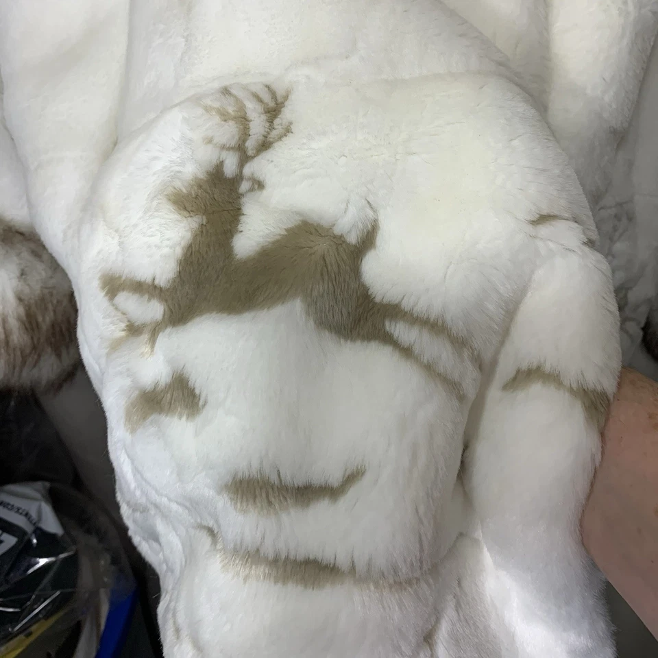 Vintage 90 White Faux Fur Teddy Coat Hooded Mid Length Reindeer Print Native 2XL - Image 3 of 4