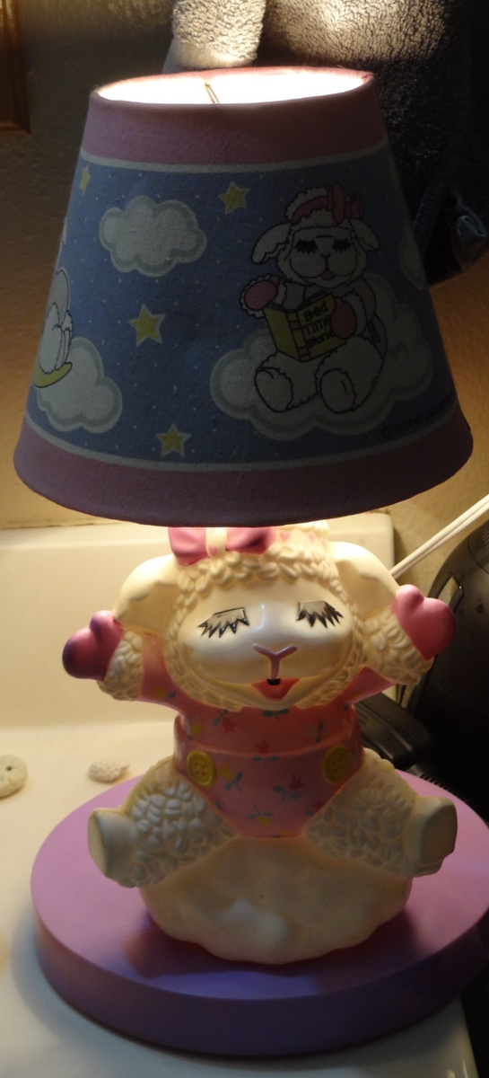 Vintage Lamb Chop Night Light Table Lamp Nursery Purple Pink Shari