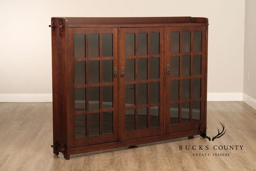 Stickley Mission Collection Oak Three Door Bookcase - Picture 2 of 19