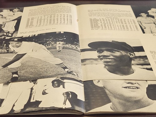 Stan Musial JSA Authenticated Autographed 1962 St. Louis Cardinals Yearbook !!! - Picture 6 of 12