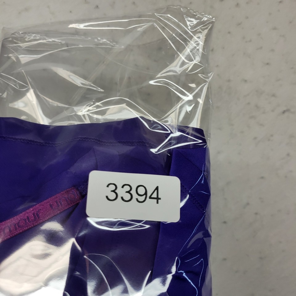 Under Armour Shirt Womens Extra Large Purple Fitted Heat Gear Active