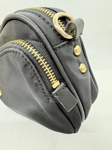 Guess Nylon Double Zip Pouch clutch (no Strap) - Black - Picture 6 of 11