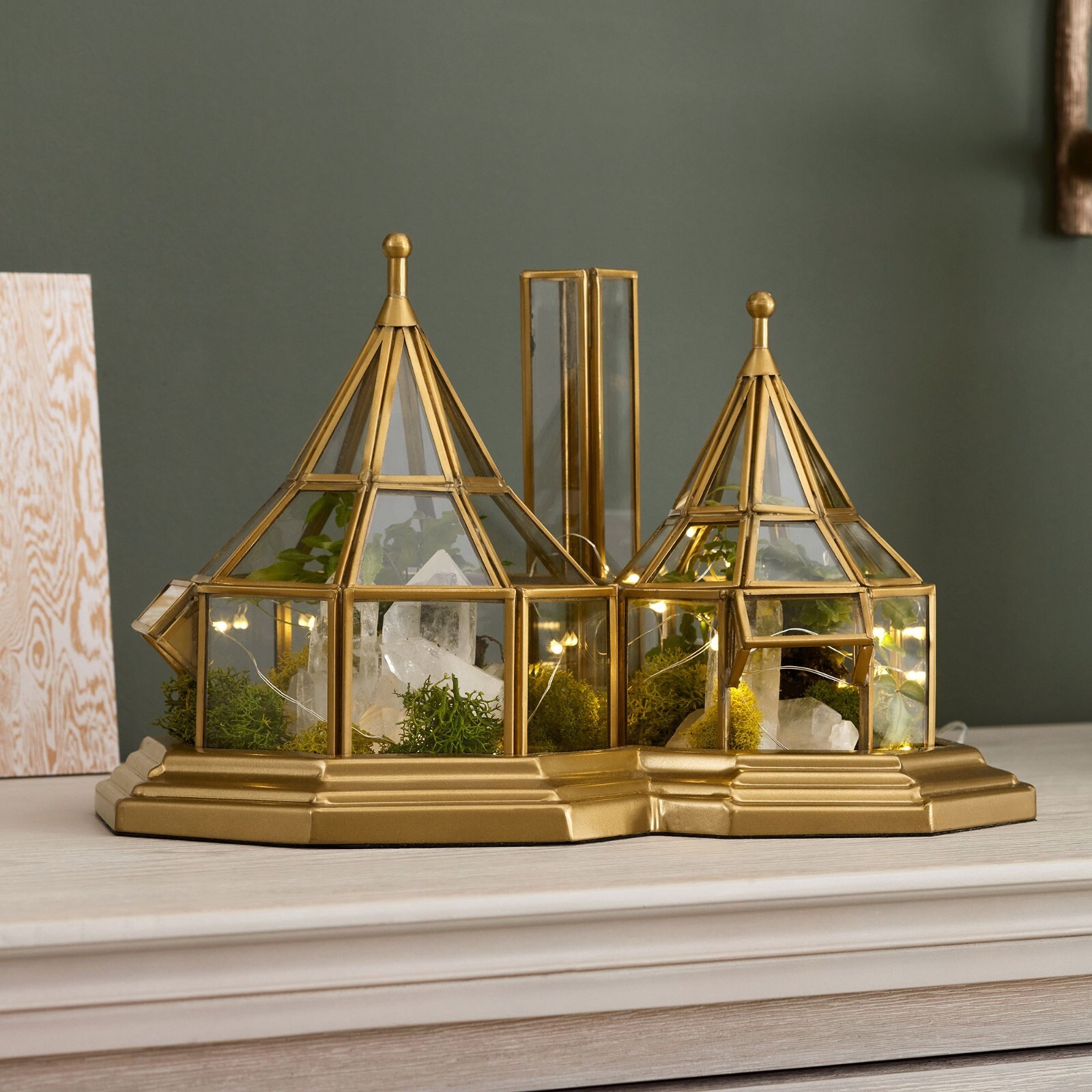 Harry Potter Hagrids Hut Terrarium Decor for Fans and Collectors