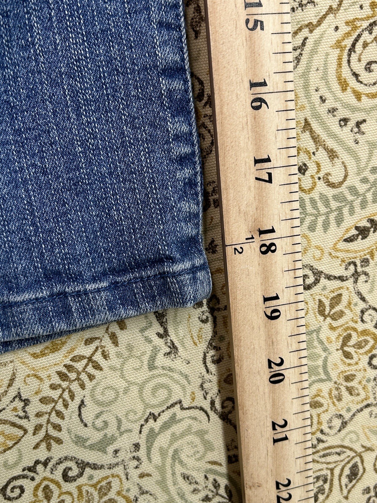 Picture 11 of 12