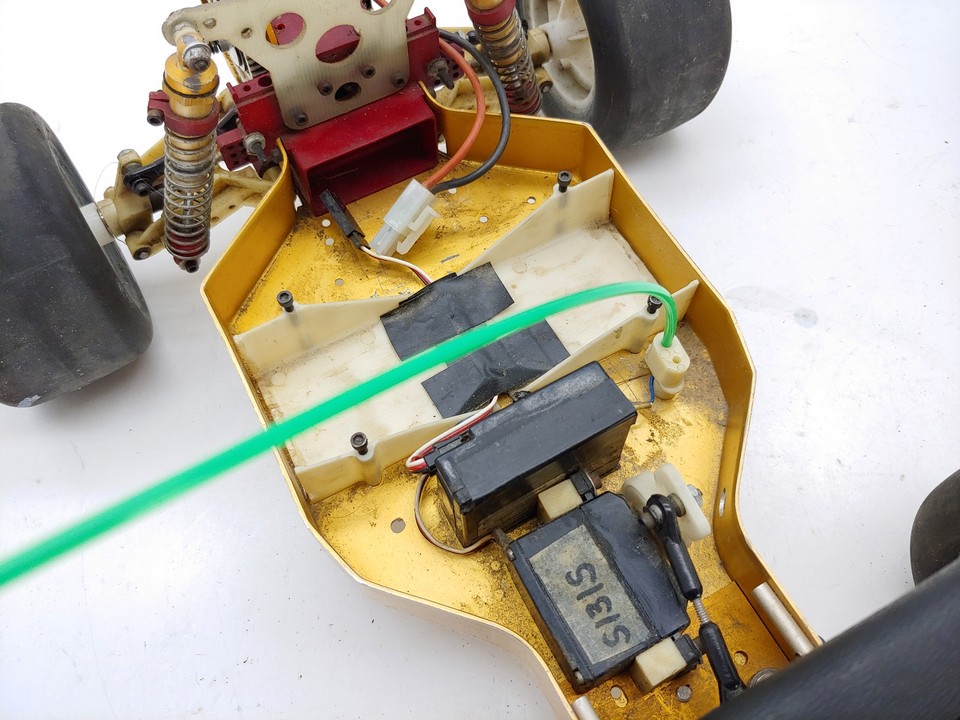 Team Associated RC10 Gold Pan – Voiture 1/10ème Reconditionnée, 'shelf Queen'